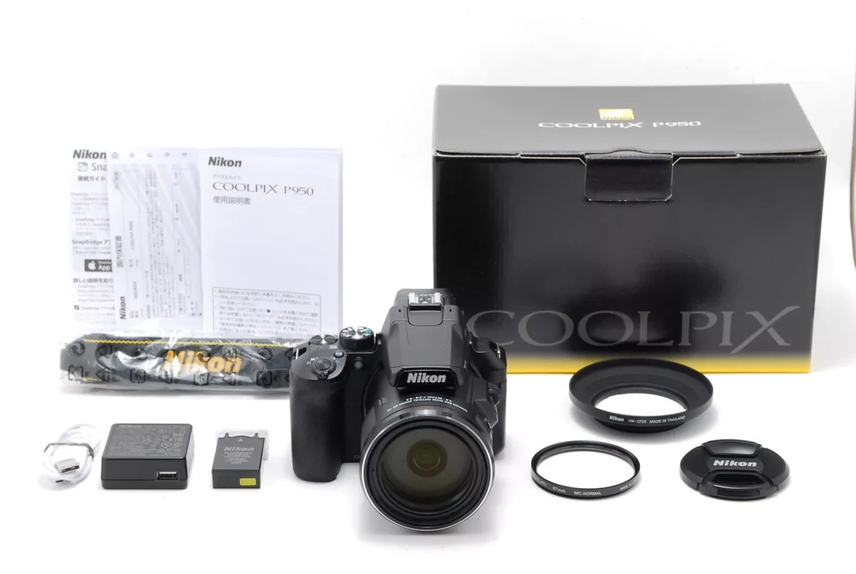 COOLPIX P950