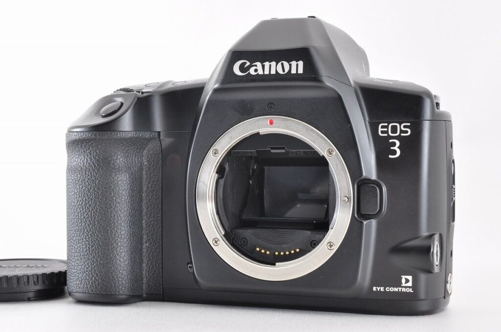 Canon EOS 3 フィルム一眼レフカメラ Eye Control搭載モデルの正面写真