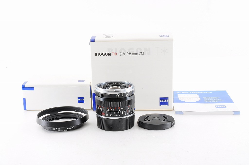 Carl Zeiss Biogon 28mm f/2.8 ZM