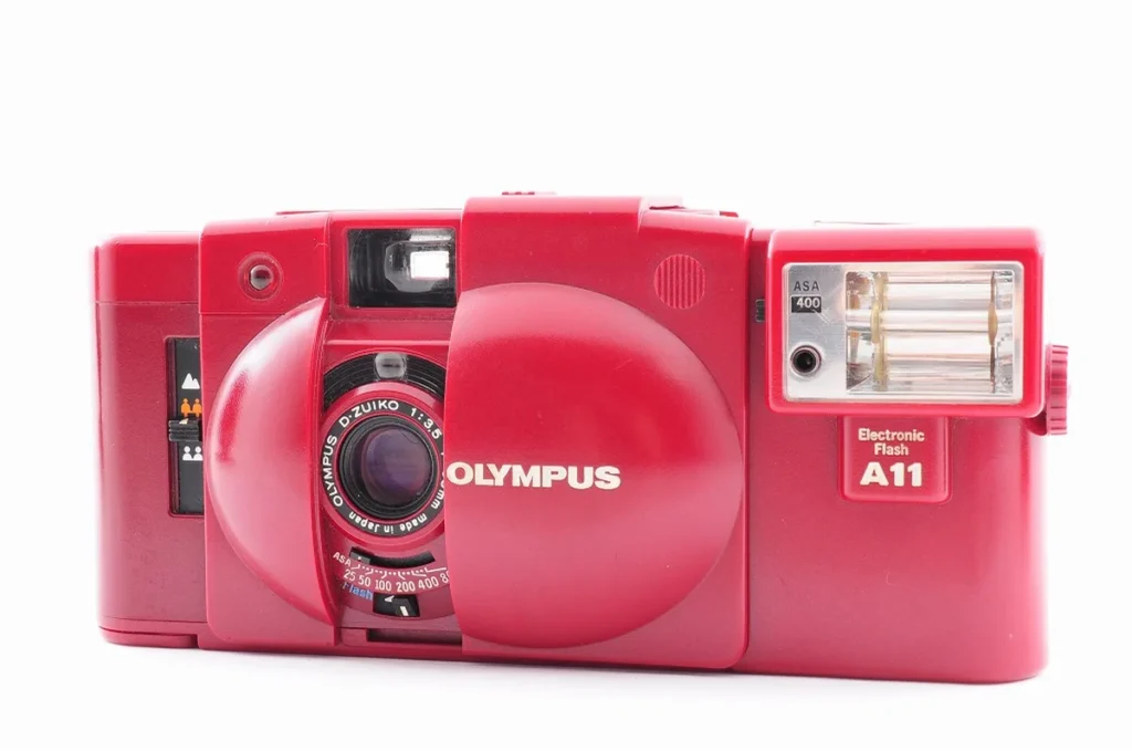 高価買取｜OLYMPUS XA2 レッド A11フラッシュ付き コンパクトフィルムカメラ｜バイカメ 大阪