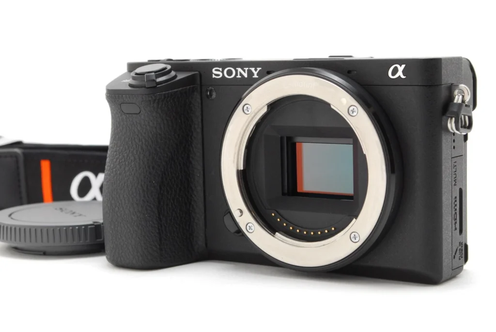 Sony α6500 ボディの正面画像・Eマウント APS-Cセンサー搭載ミラーレス一眼カメラ