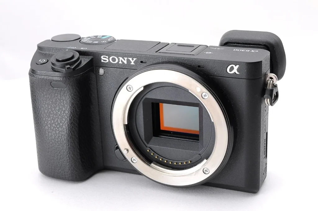 sony-a6300-final.jpg" alt="Sony α6300 ボディ Eマウント ミラーレスカメラ 中古買取 バイカメ 大阪