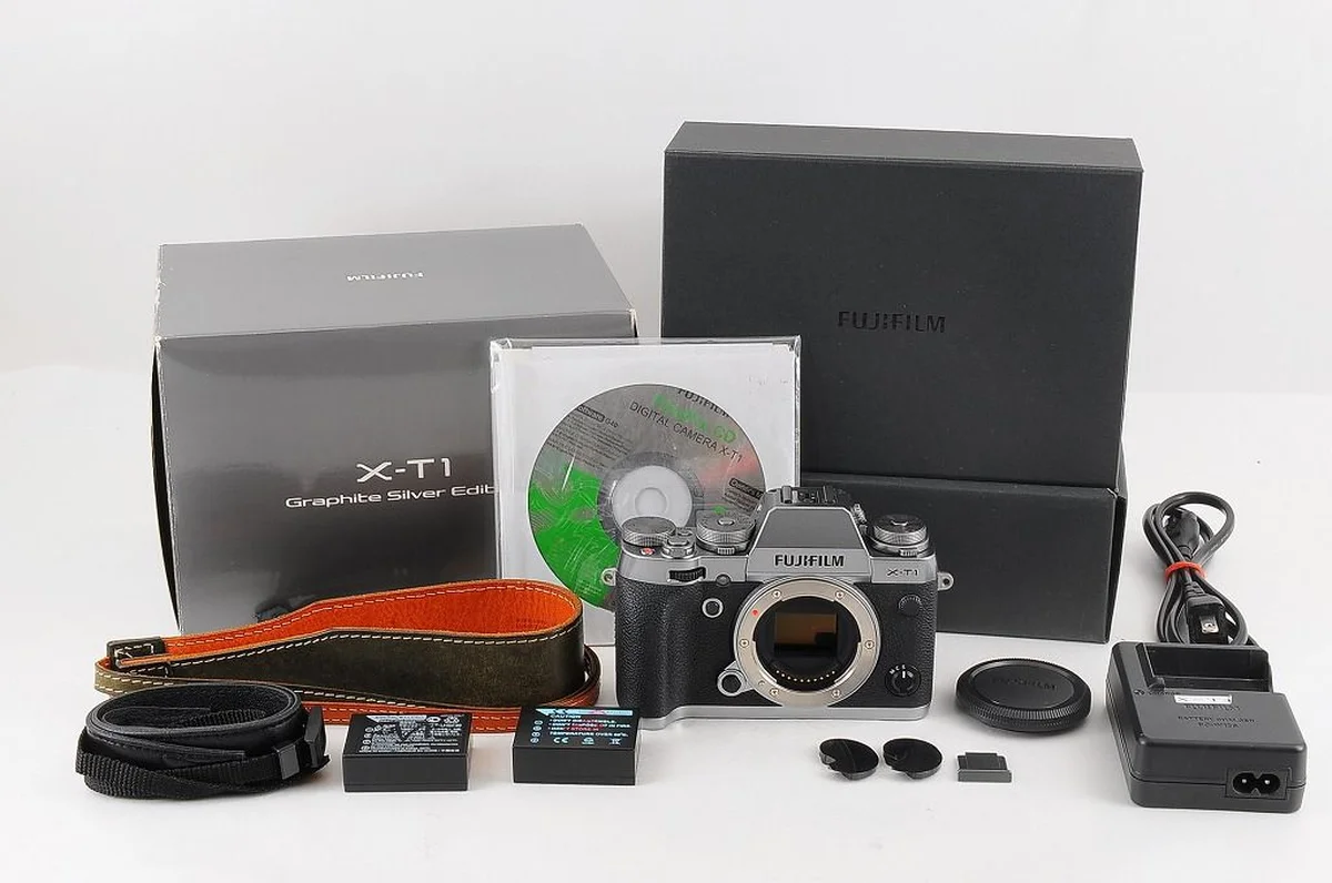 Fujifilm X-T1 Graphite Silver Edition ミラーレス一眼カメラ