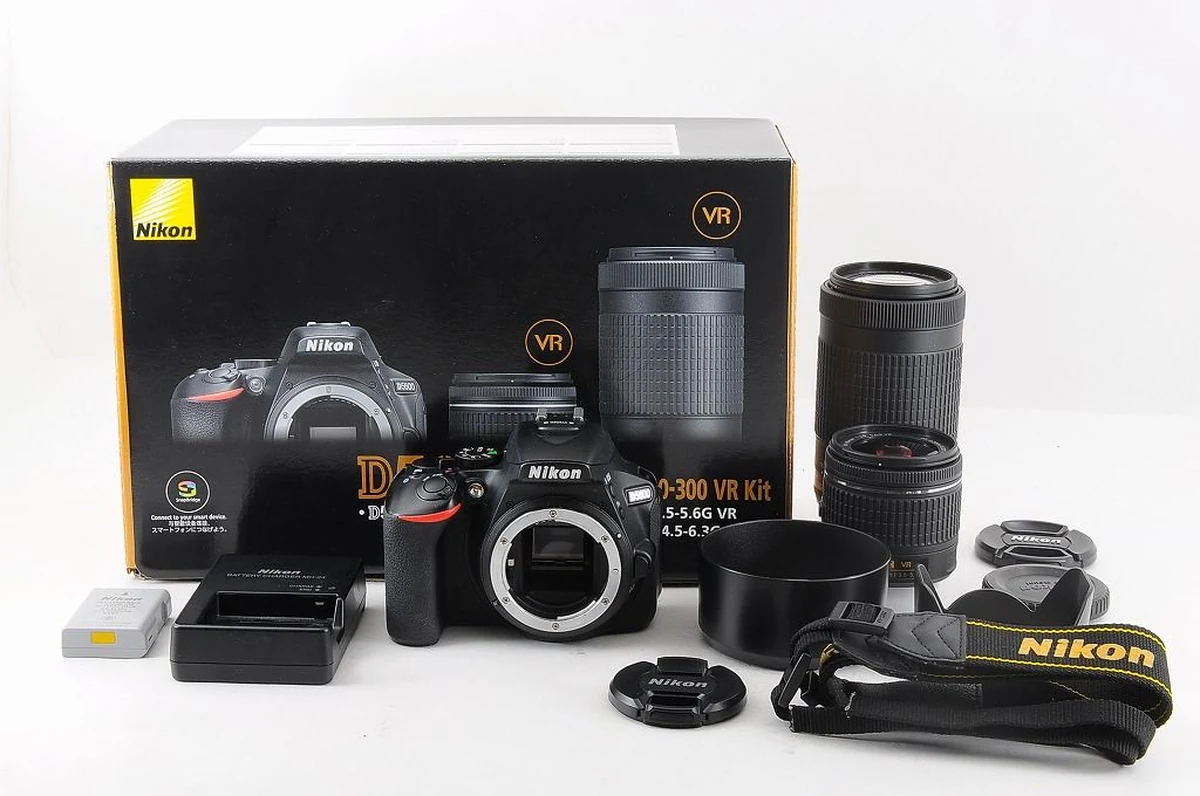 Nikon D5600 ダブルズームキット