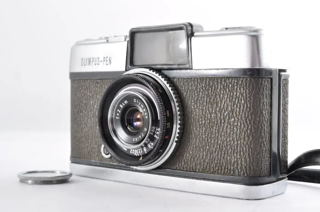 ããªãªã³ãã¹ Pen å代ã¢ãã«ïŒ1959幎çºå£²ïŒã®å€èгåçã