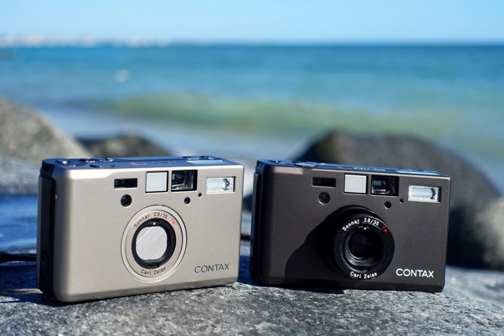 CONTAX T3 高級コンパクトフィルムカメラ Carl Zeiss Sonnar 35mm F2.8 搭載