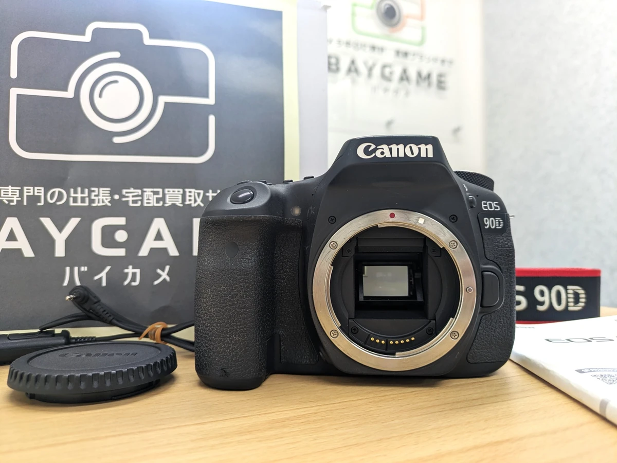 Canon EOS 90D