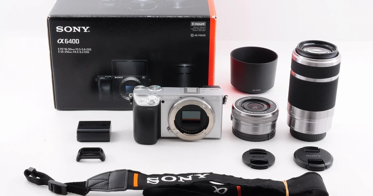 Sony Alpha 6400 Double Zoom Lens Kit